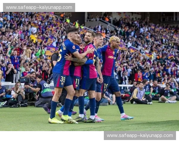 伯纳乌的硝烟：2015西甲皇马vs巴萨，一场荡气回肠的史诗对决